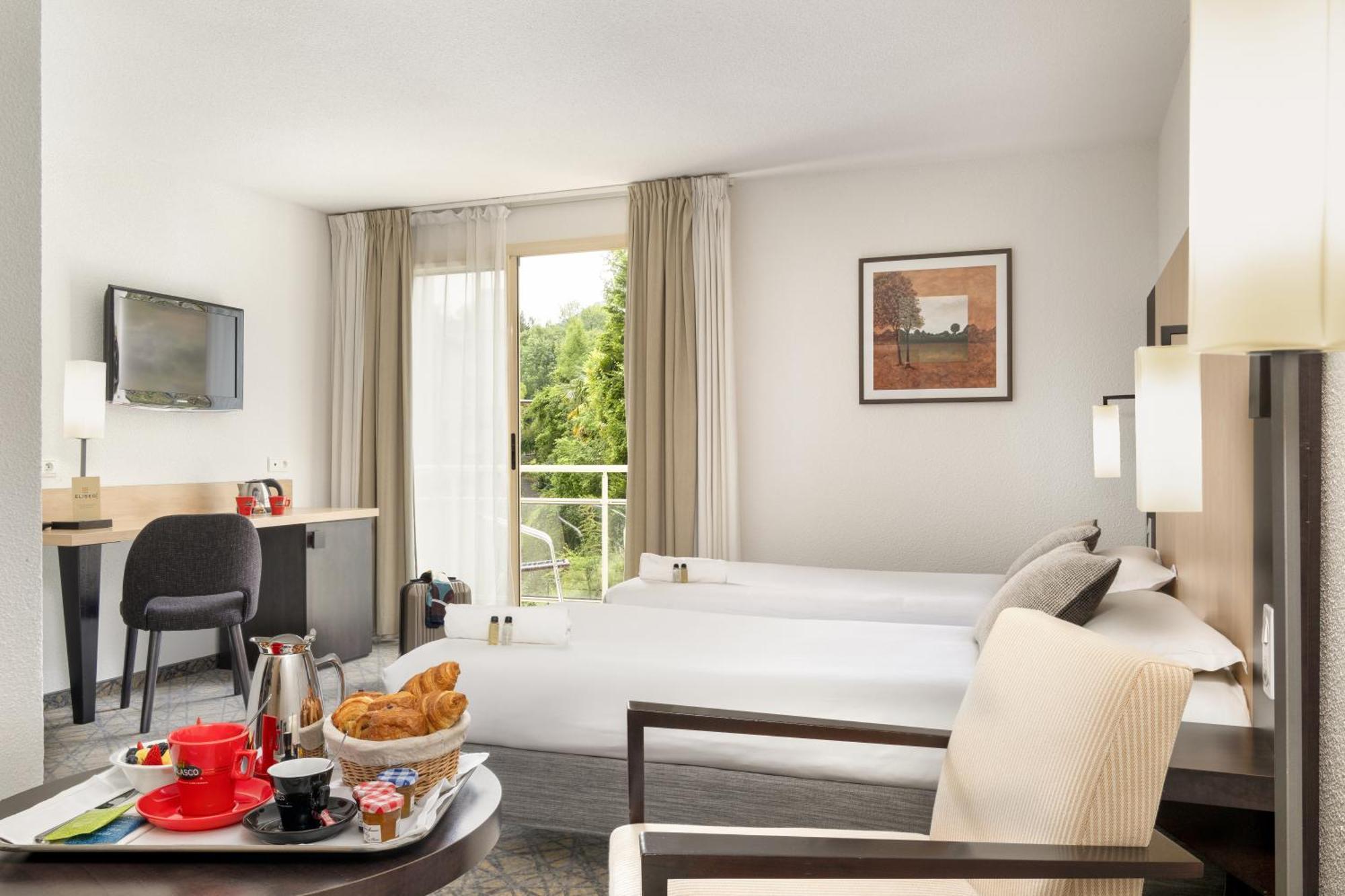 Junior Suite,1603736317:JPEG