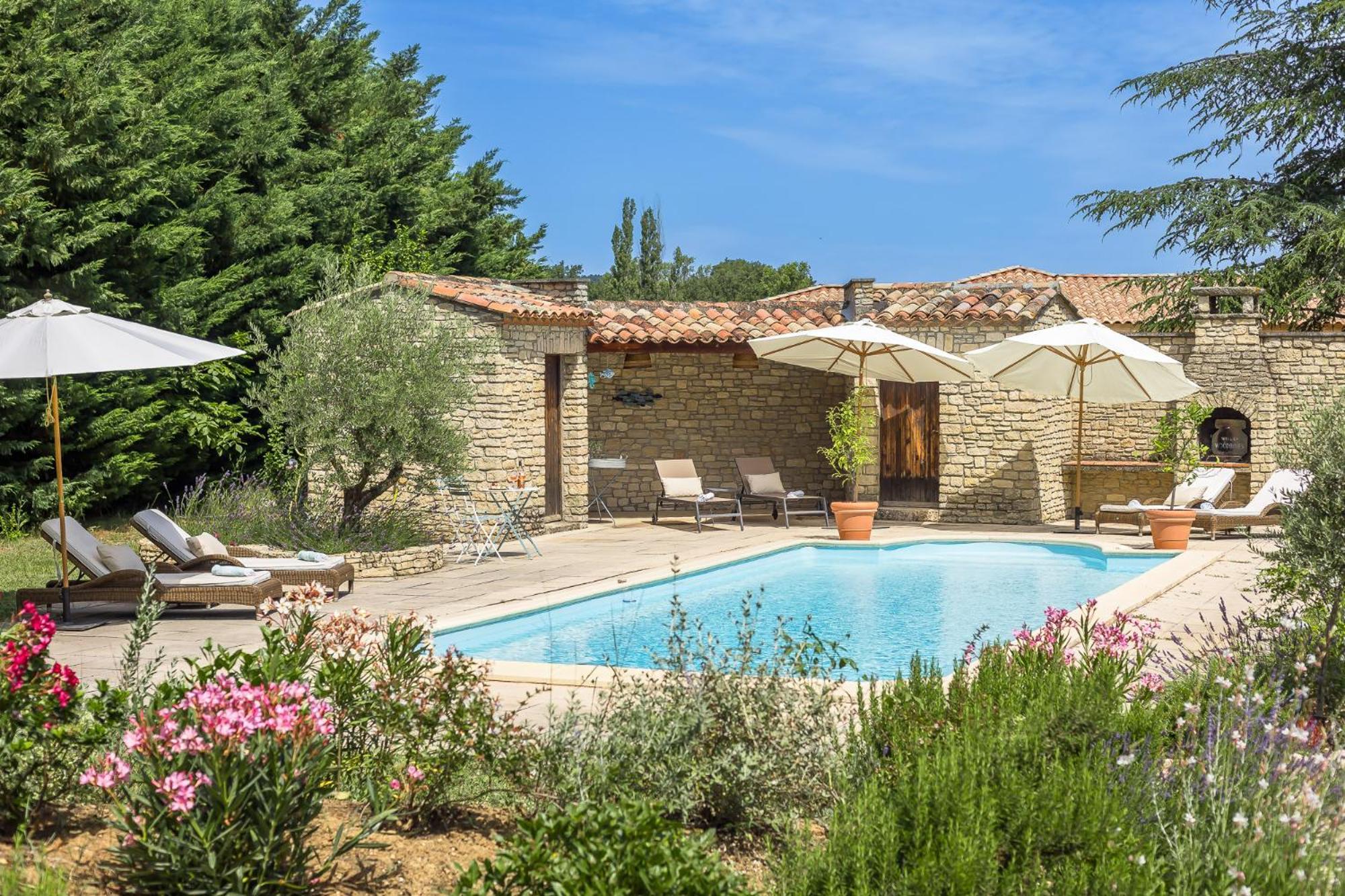 Chambre Double - Vue sur Piscine