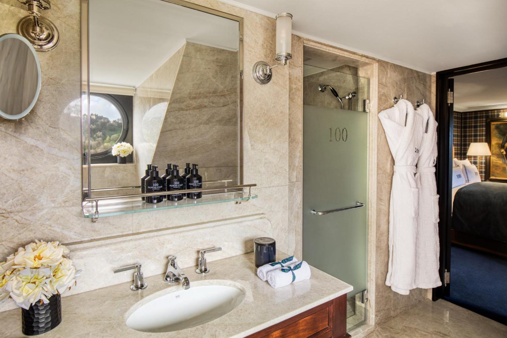 Deluxe Doppelzimmer mit Blick auf das Schloss