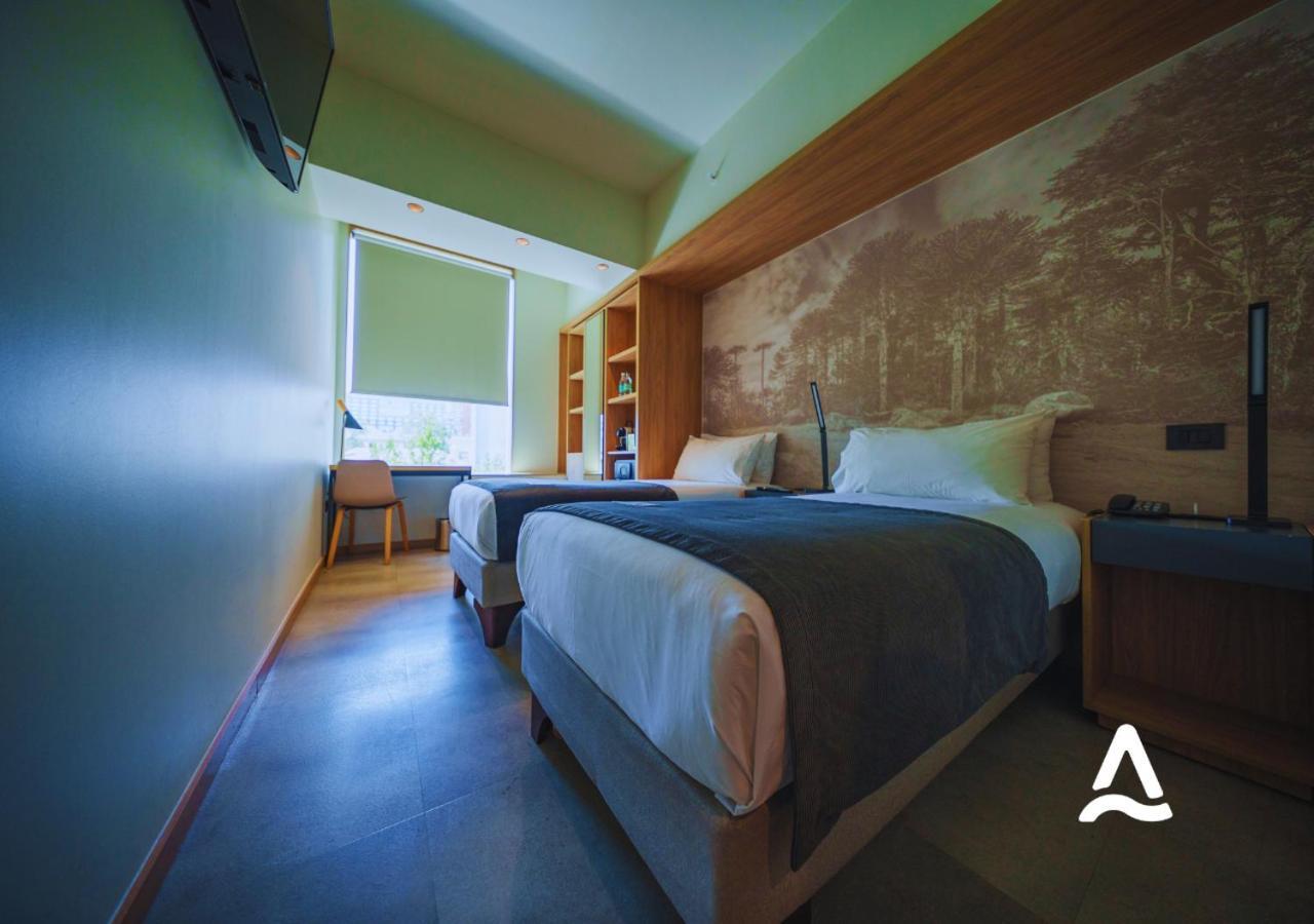Quarto com 2 Camas de Solteiro