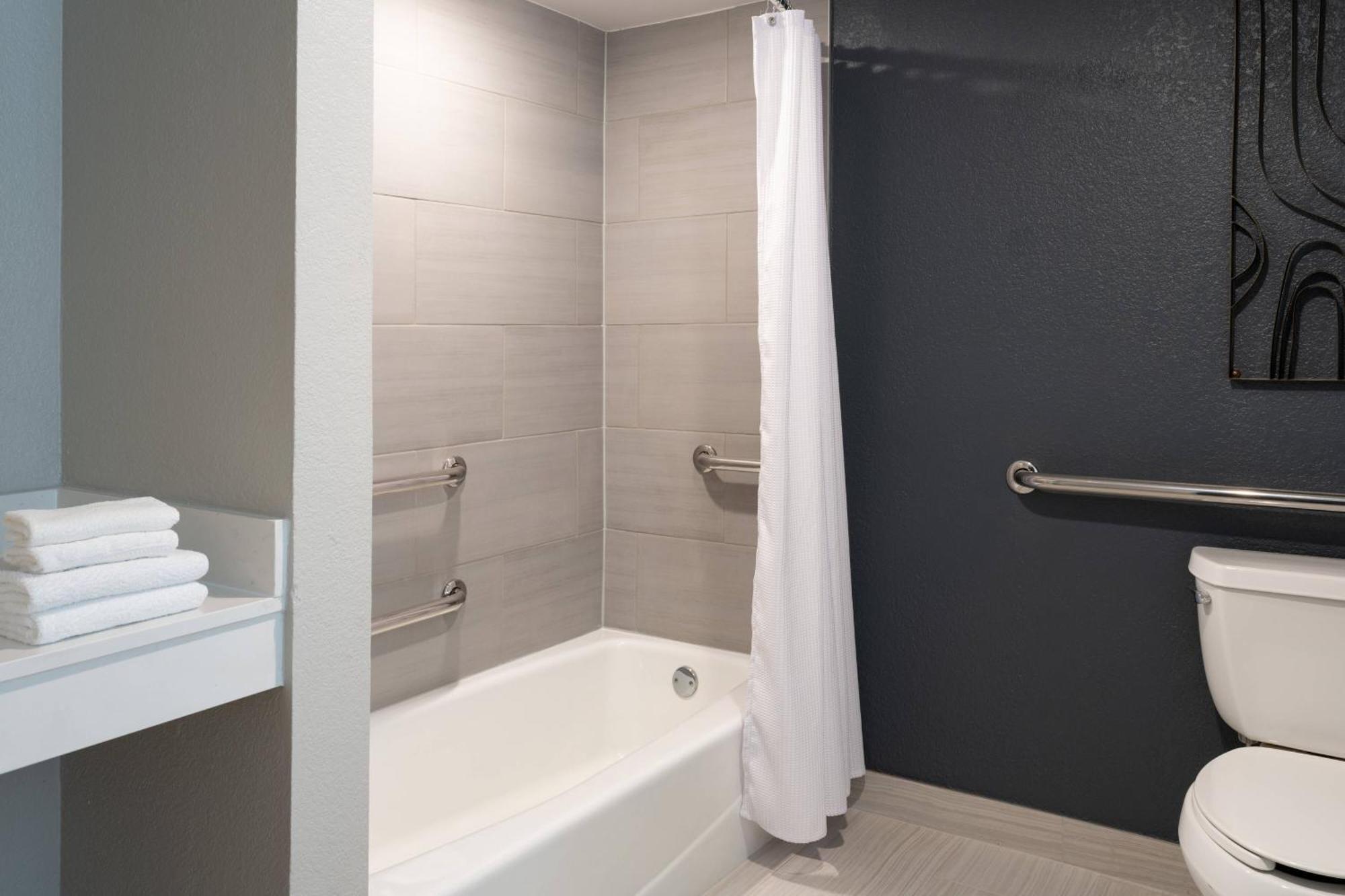 Standard King Room,1636011682:JPEG