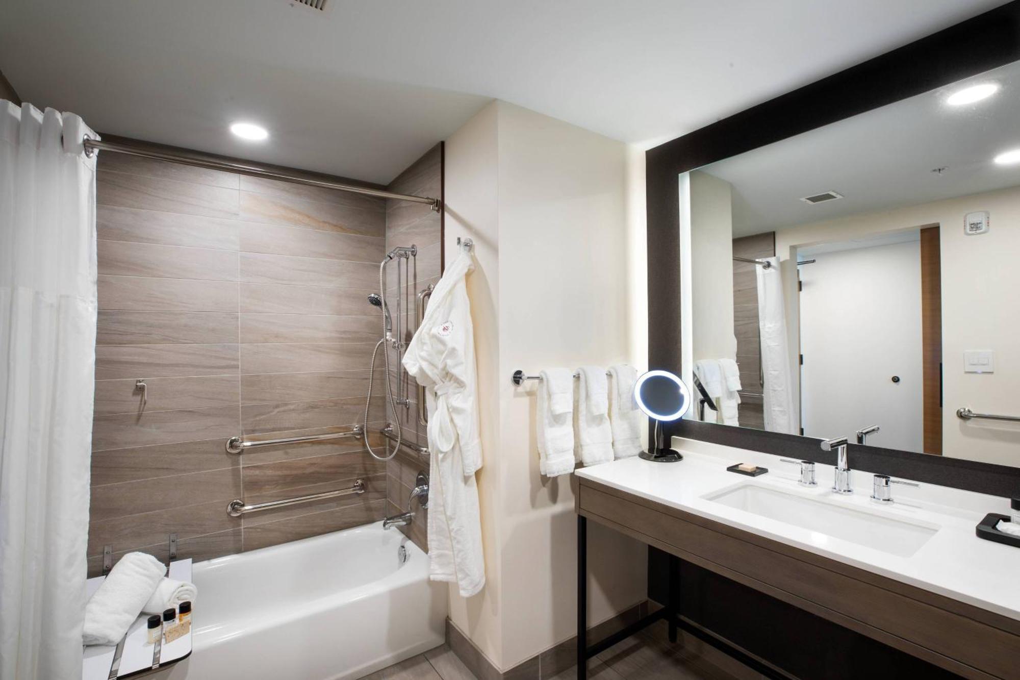 Executive King Room