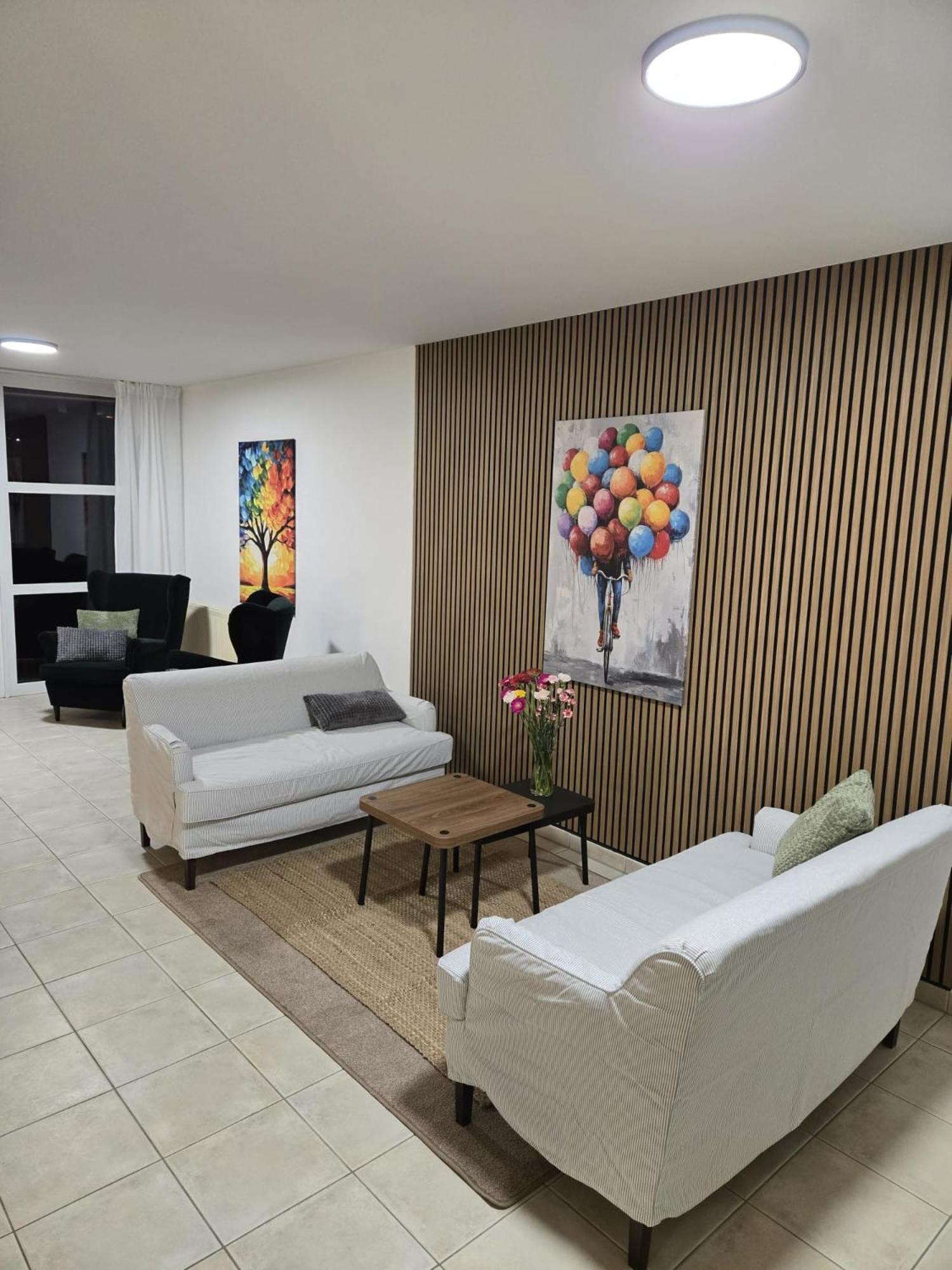 Single Room with Park View,1660283226:JPEG