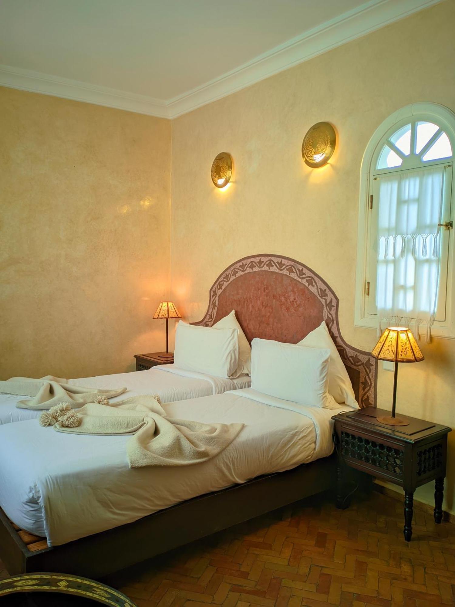 Chambre Lits Jumeaux Laaouina
