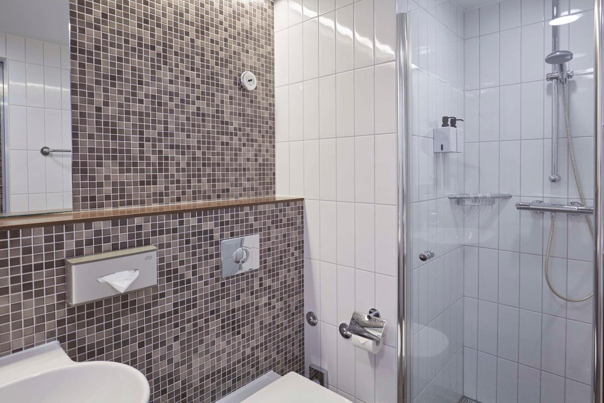 Standard Triple Room,1668058472:JPEG