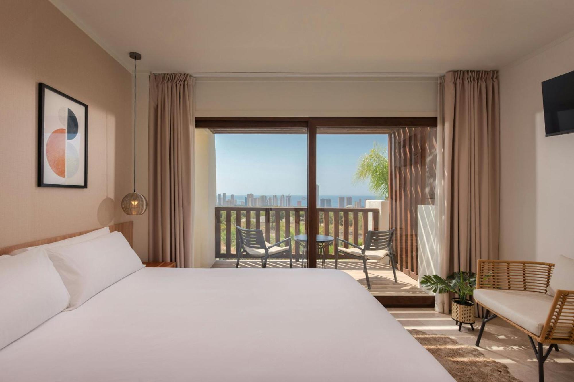 Villa Duplex 2 Chambres avec Piscine et Balcon - Vue sur Complexe Hôtelier