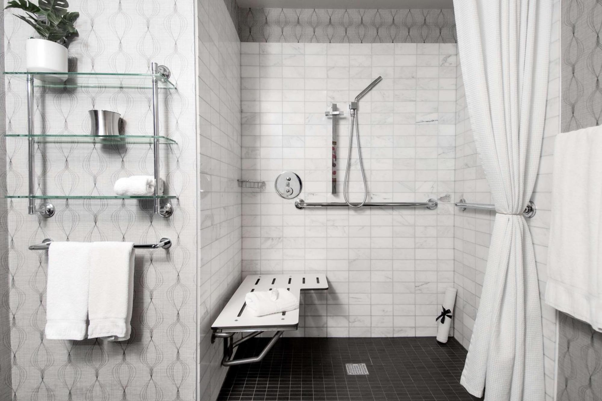 King Room Roll Shower Disability Access