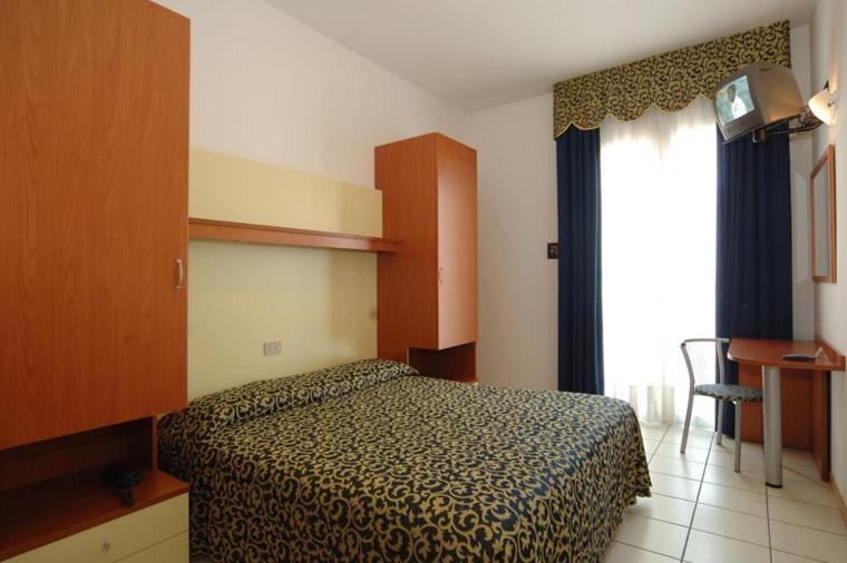 Dreibettzimmer