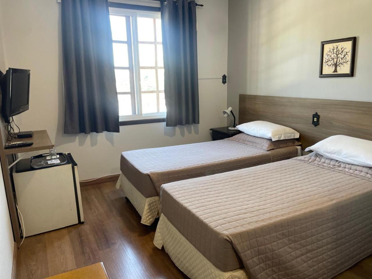 Single Room,1703560653:JPEG