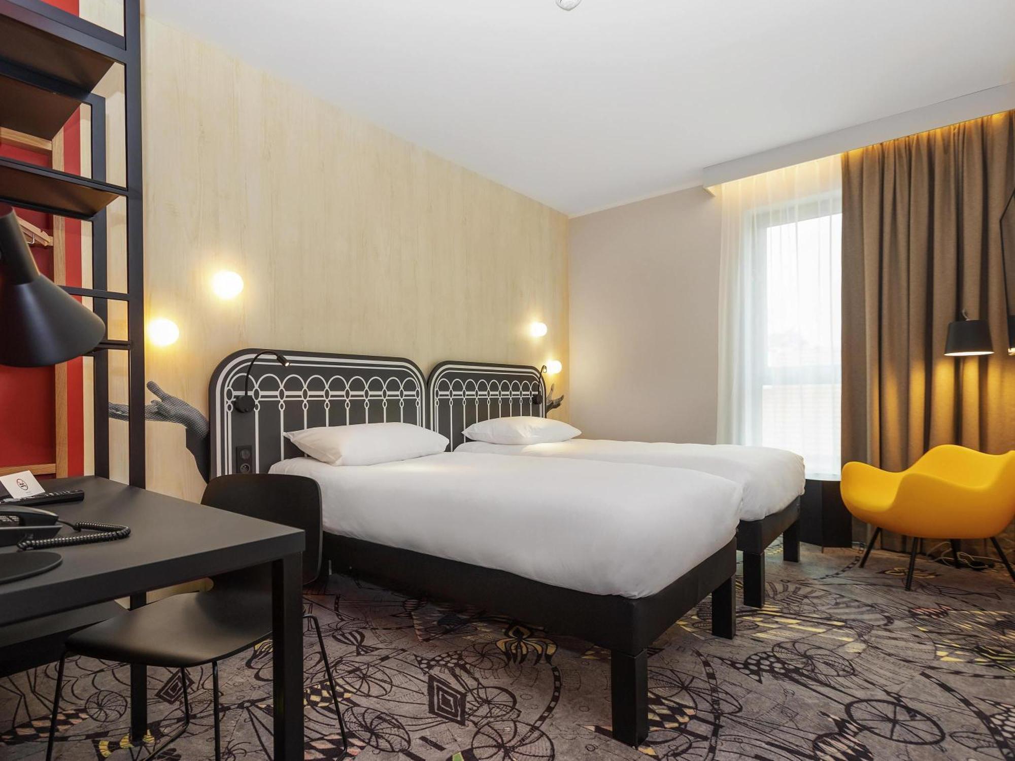 Standard Twin Room,1766423812:JPEG