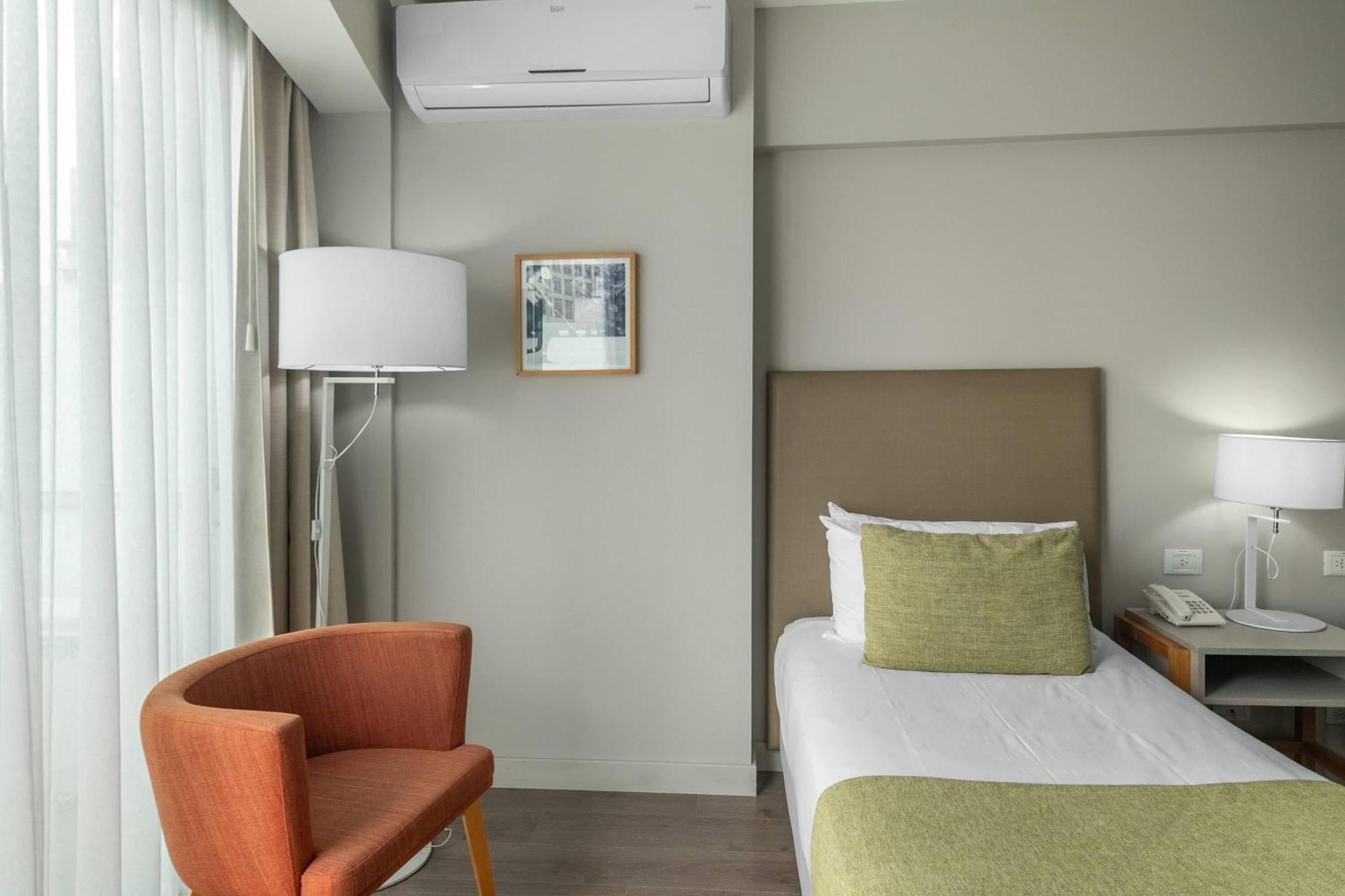 Quarto com 2 Camas de Solteiro - Não Fumantes