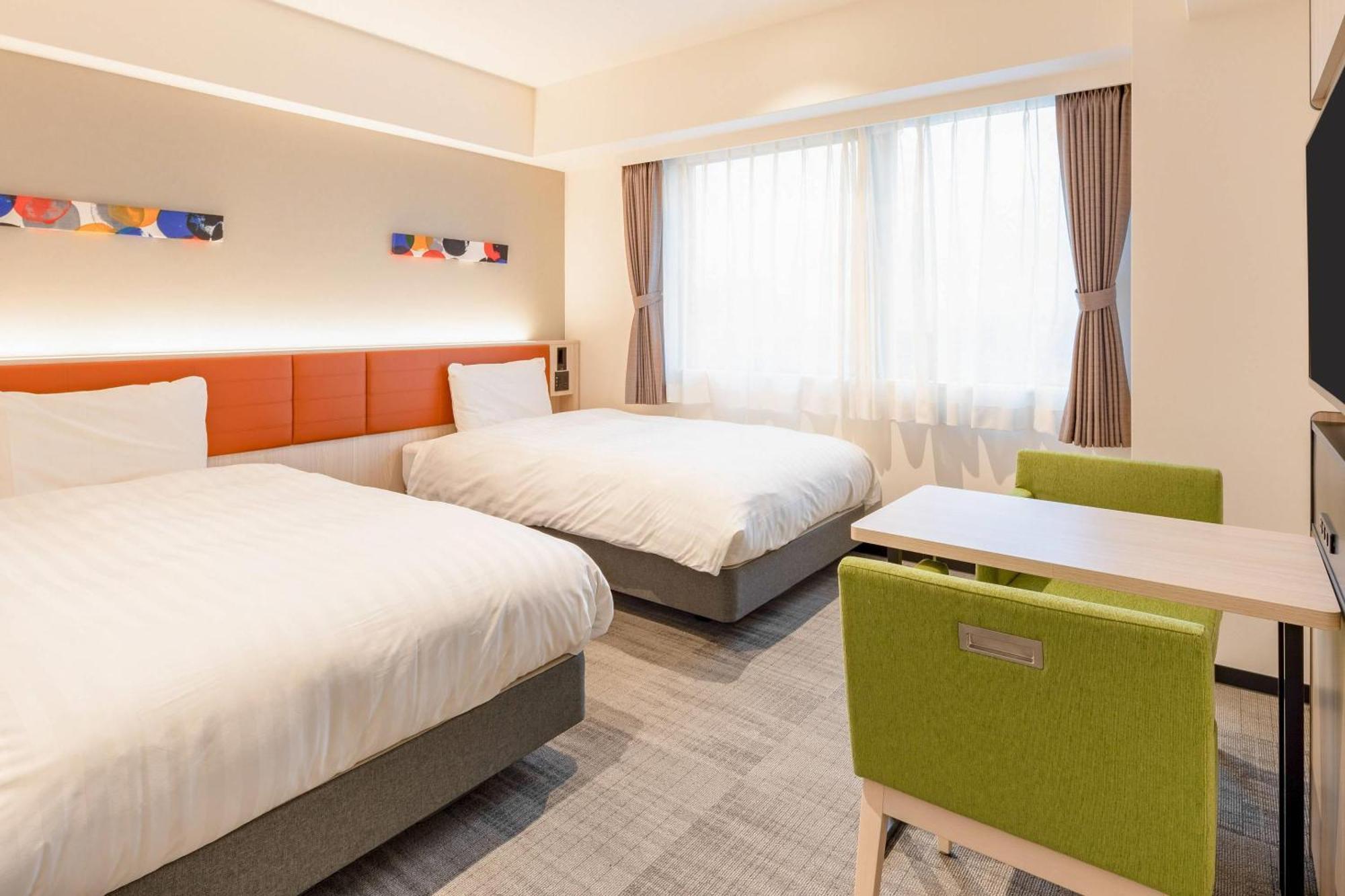 Twin Room - Non-Smoking