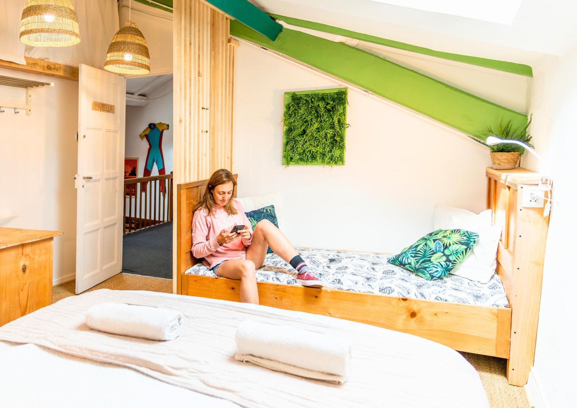 Chambre Double avec Salle de Bains Commune