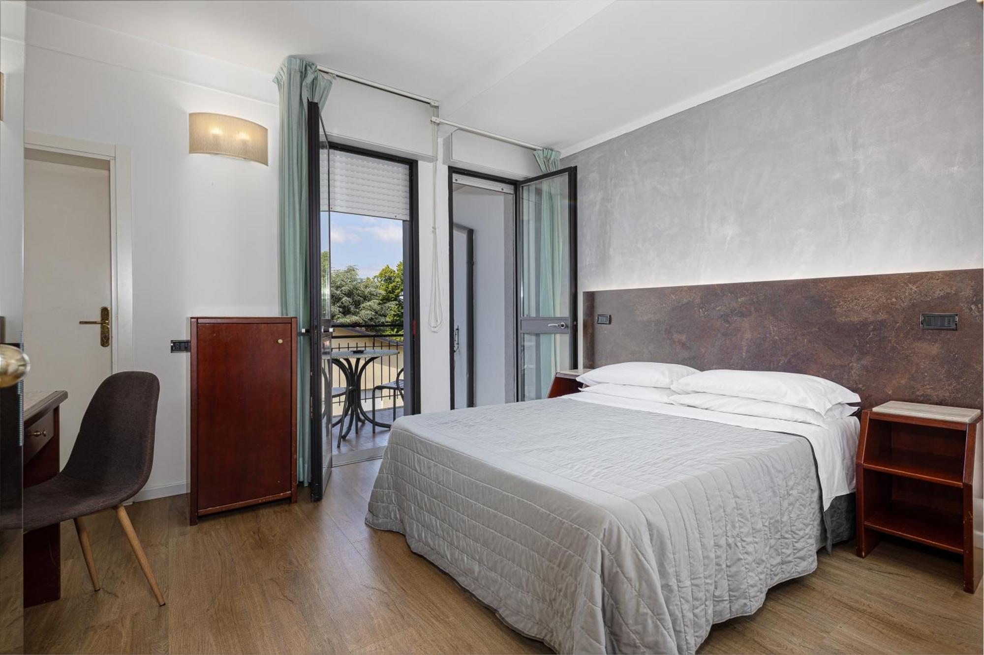 Doppelzimmer mit Balkon