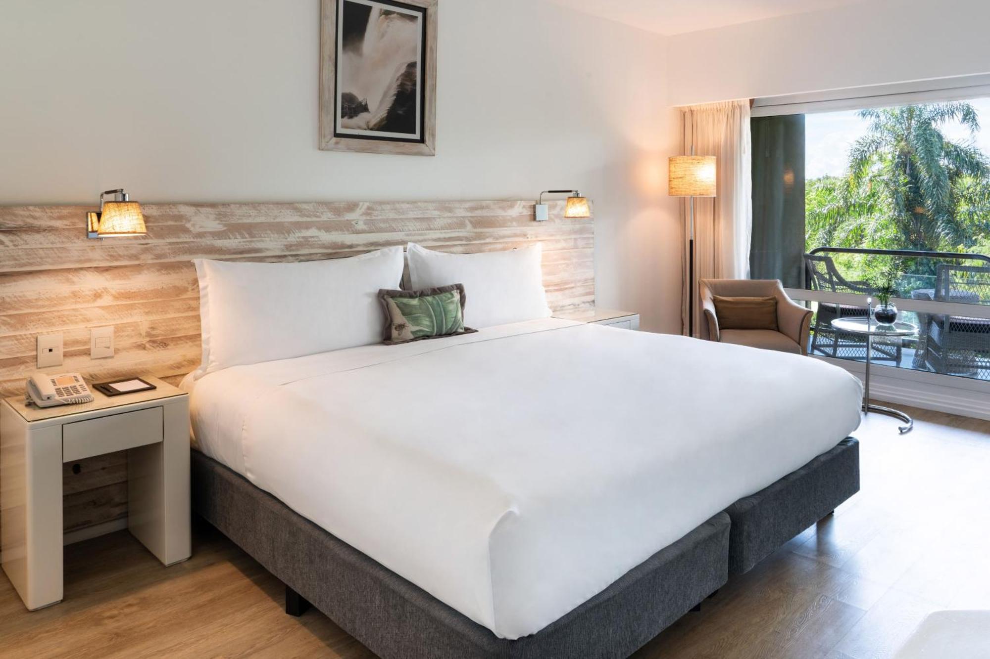 Deluxe Room with King Bed and Jungle View