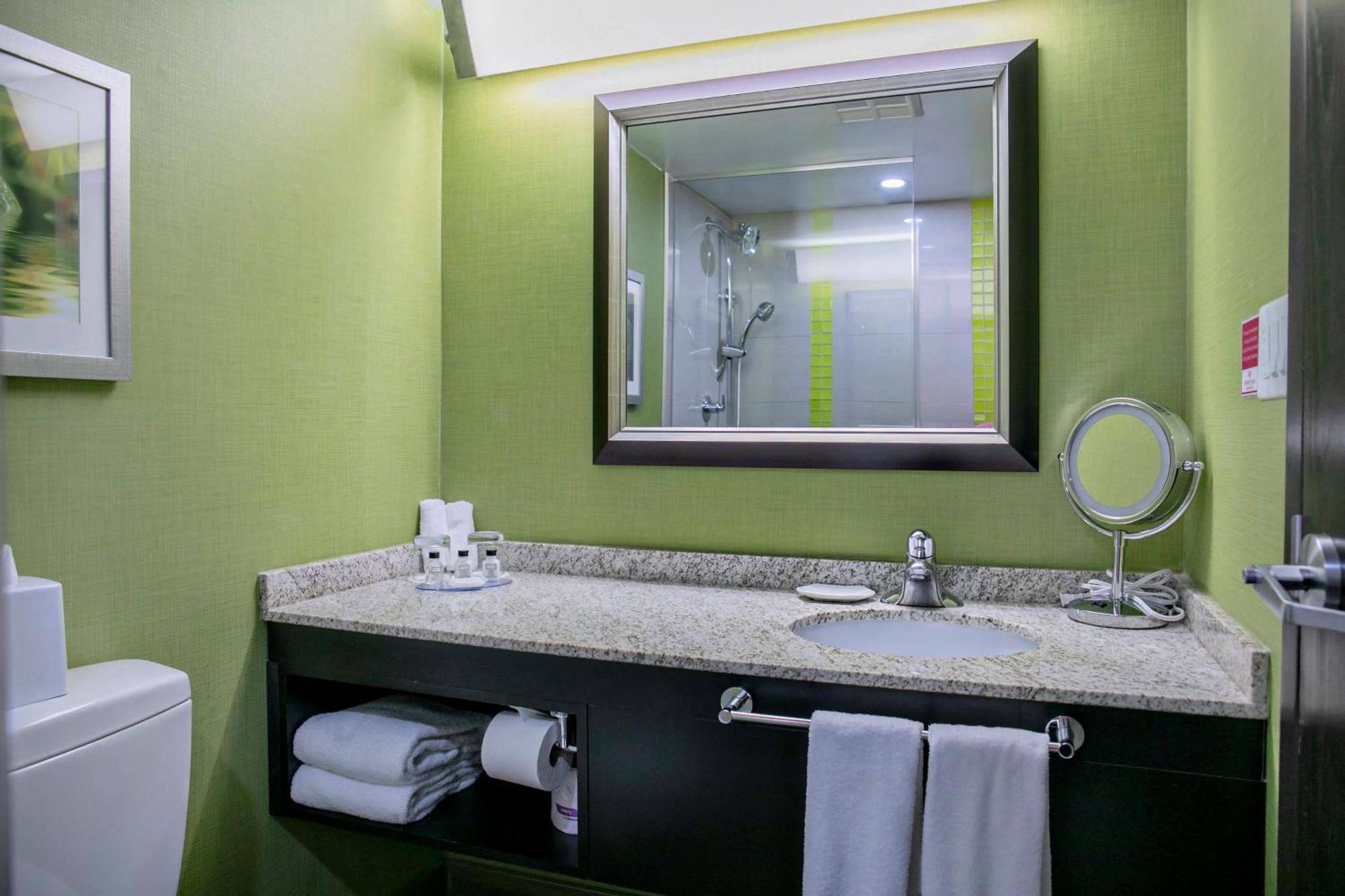 Premium Queen Room with Two Queen Beds