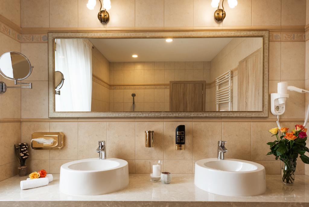 Junior Suite with Terrace