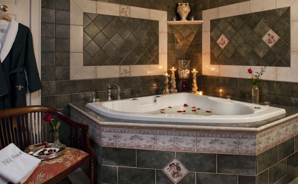 King Room with Balcony,246489021:JPEG