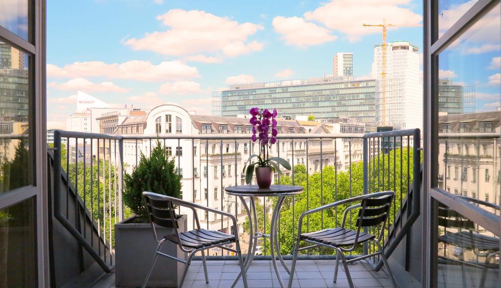 Suite with Balcony,1228294838:JPEG