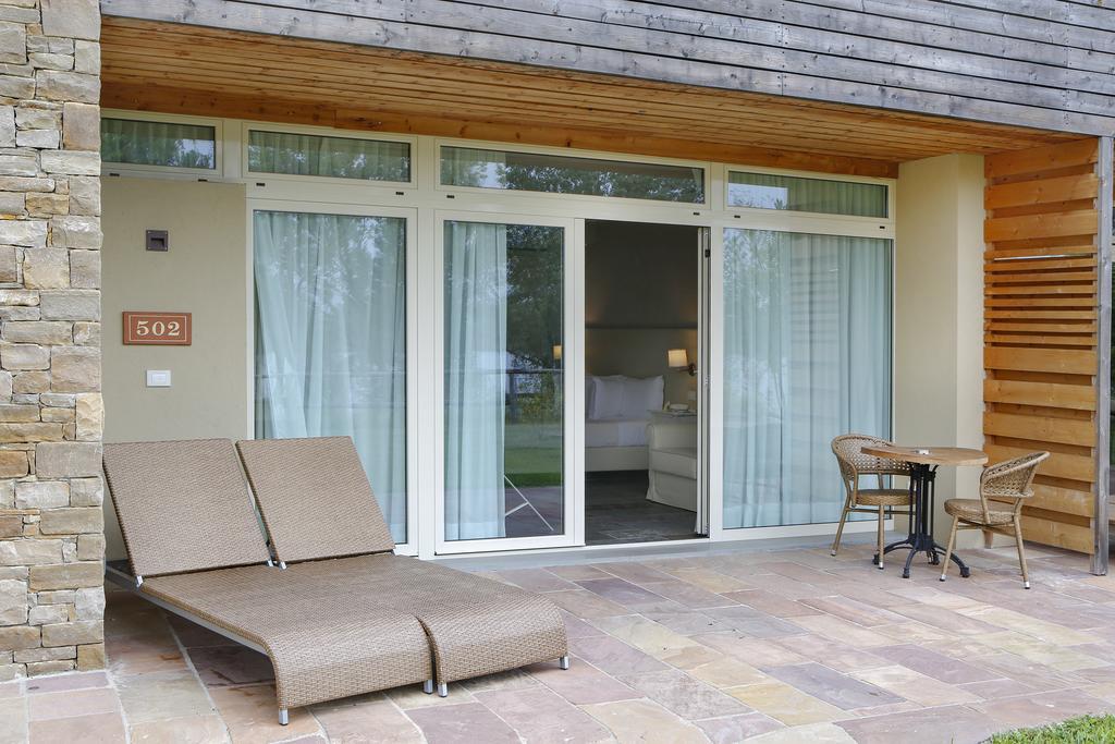 Triple Room with Terrace and Lake View