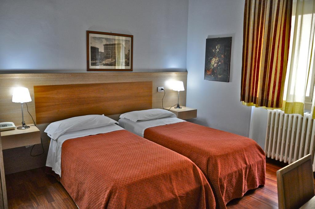 Twin Room,322433596:JPEG