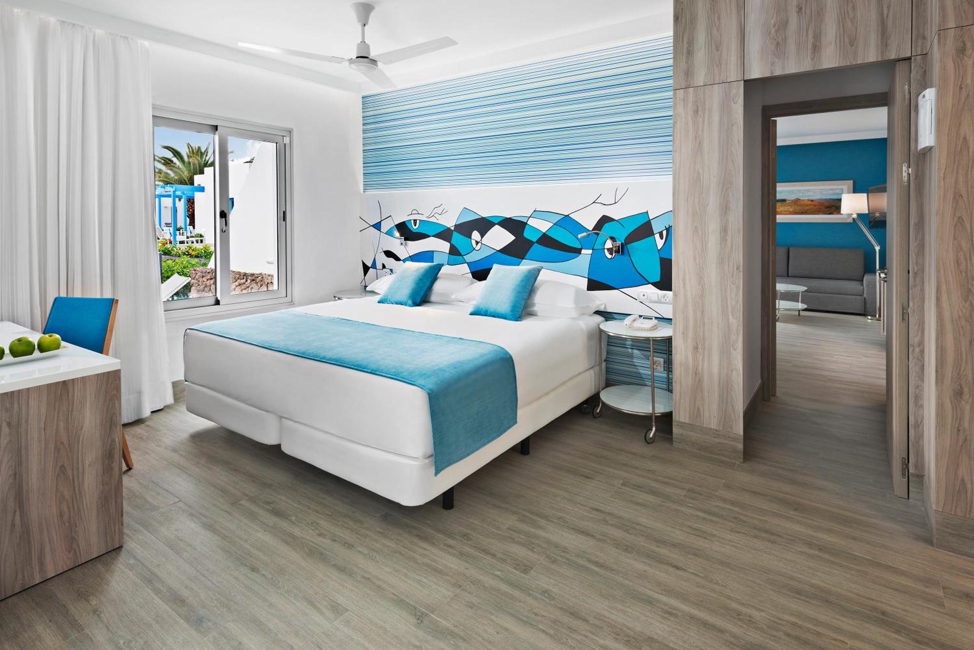 Junior Suite Familiare Superior (4 Adulti + 4 Bambini)