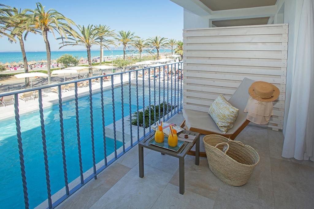 Chambre Double Supérieure avec 2 Lits - Vue Directe sur Mer