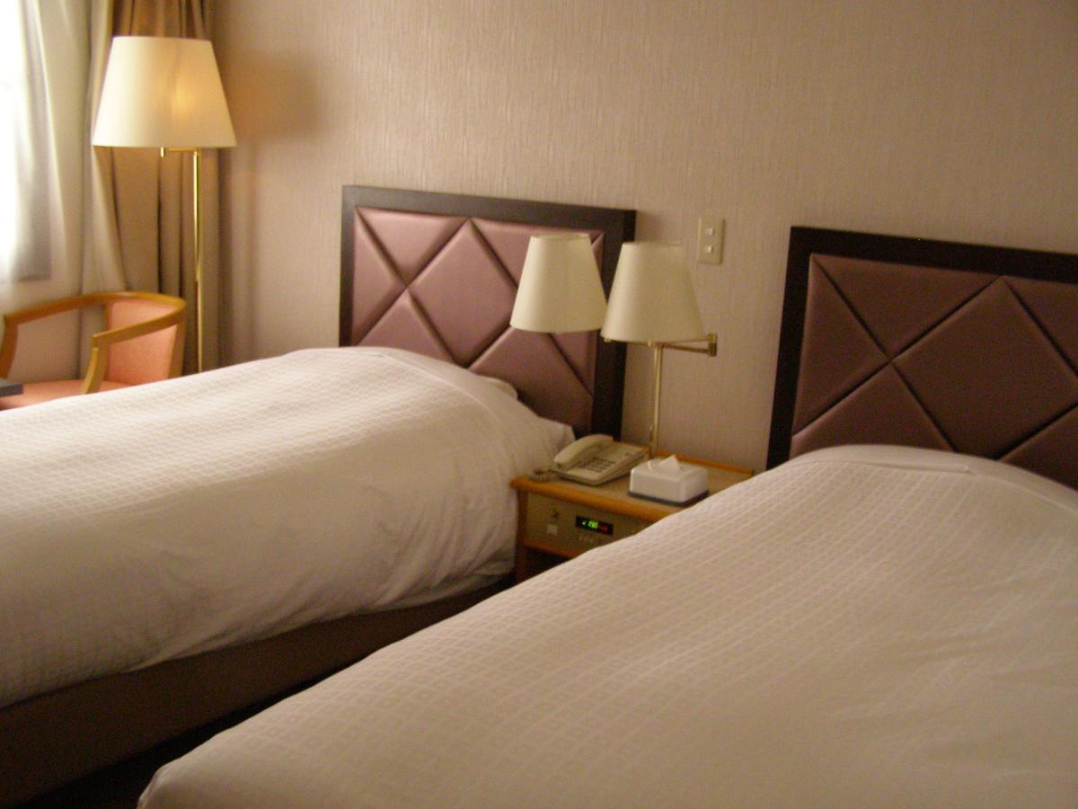 Quarto com 2 Camas de Solteiro - Não Fumantes