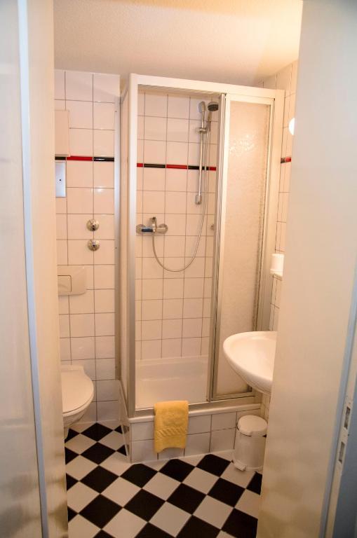 Single Room,52140344:JPEG