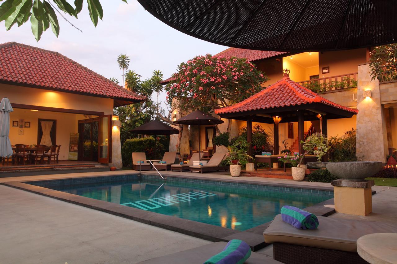 Studio with Pool View