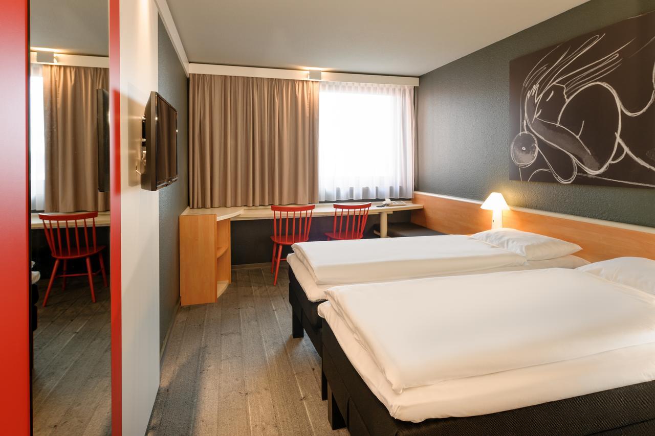 Quarto Standard com 2 Camas de Solteiro