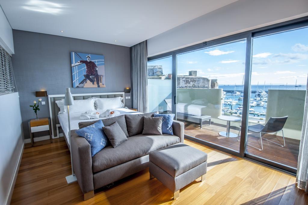 Quarto Duplo Superior com Vista Mar