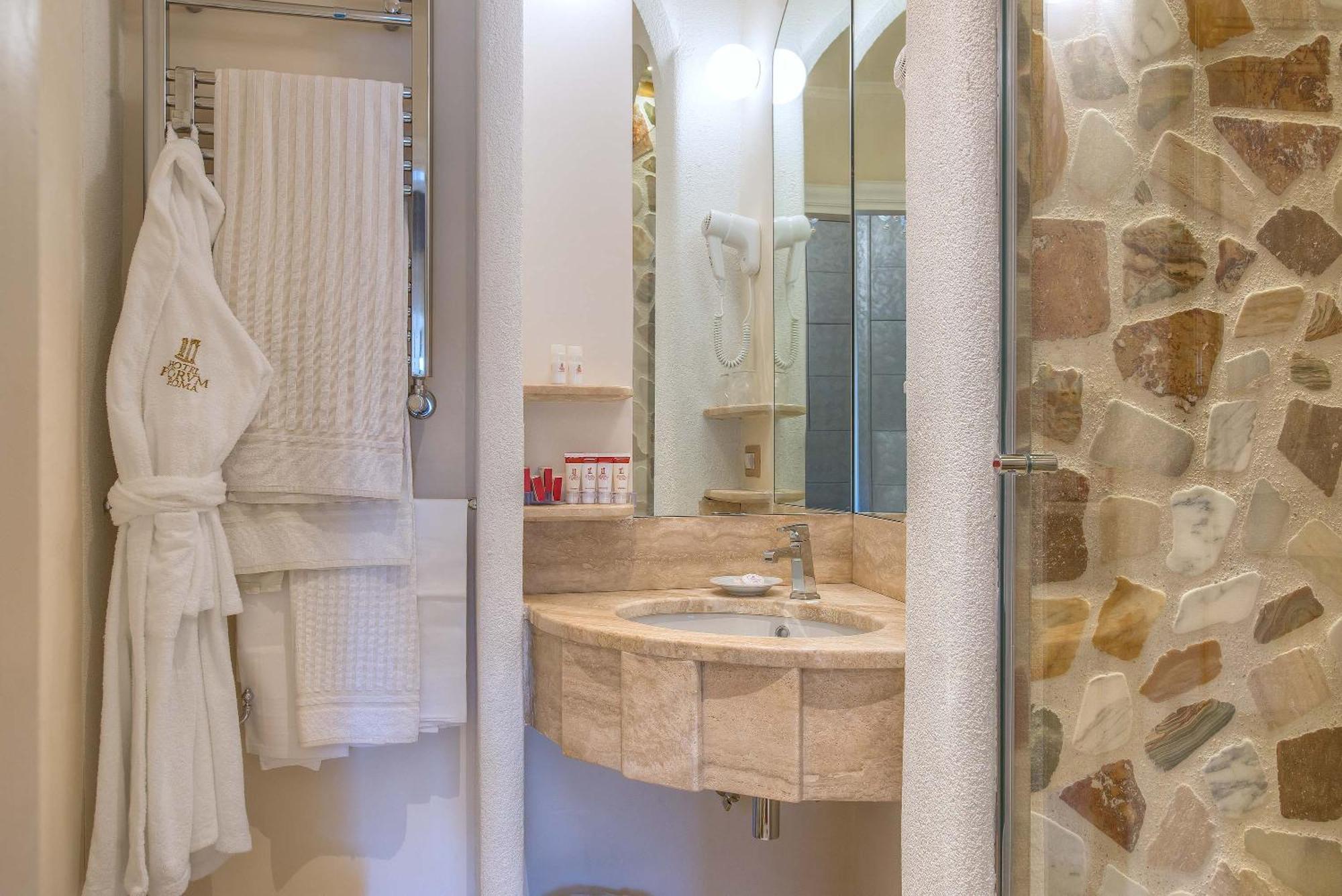 Classic Double Room for Single Use,1656173507:JPEG