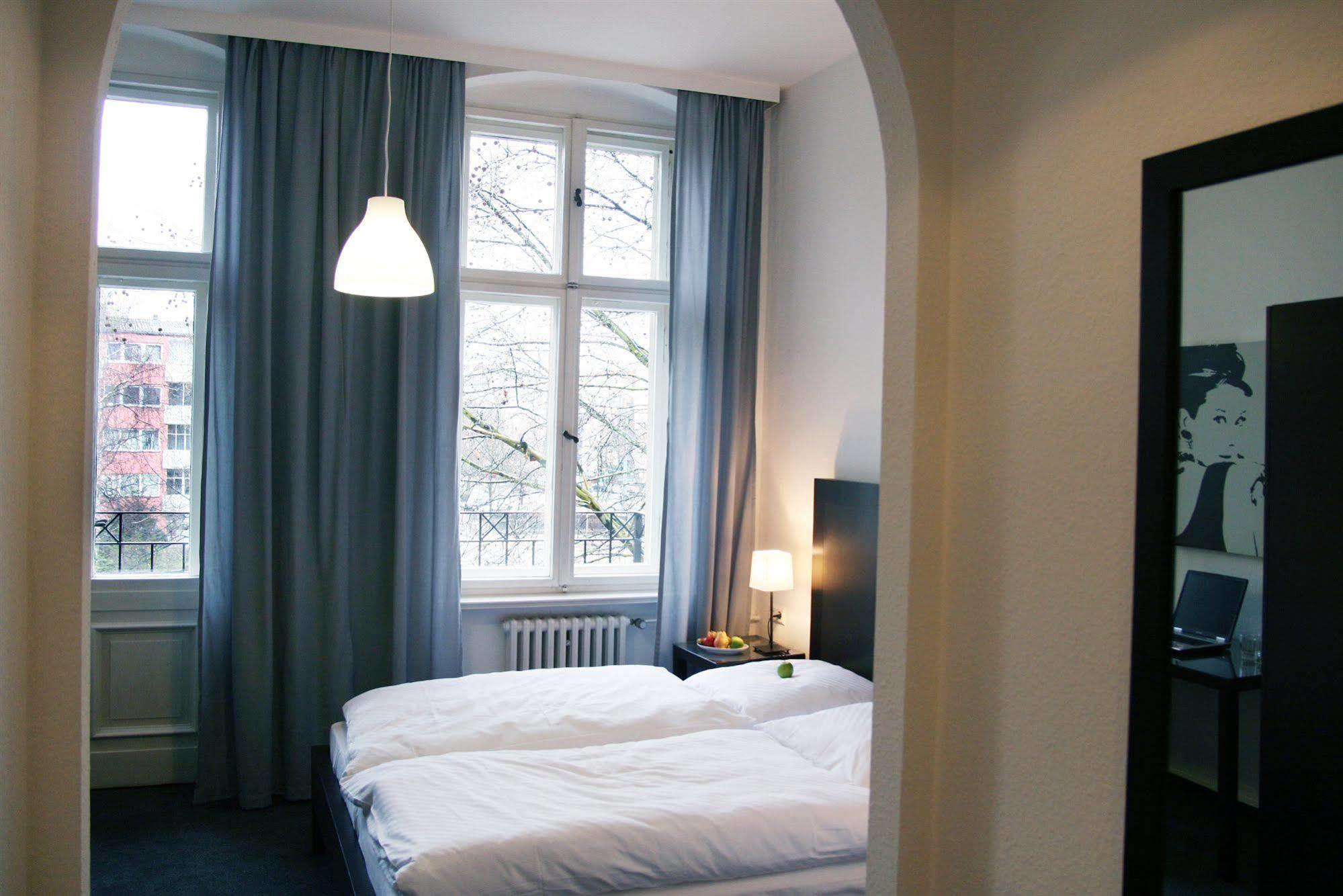 Comfort Triple Room