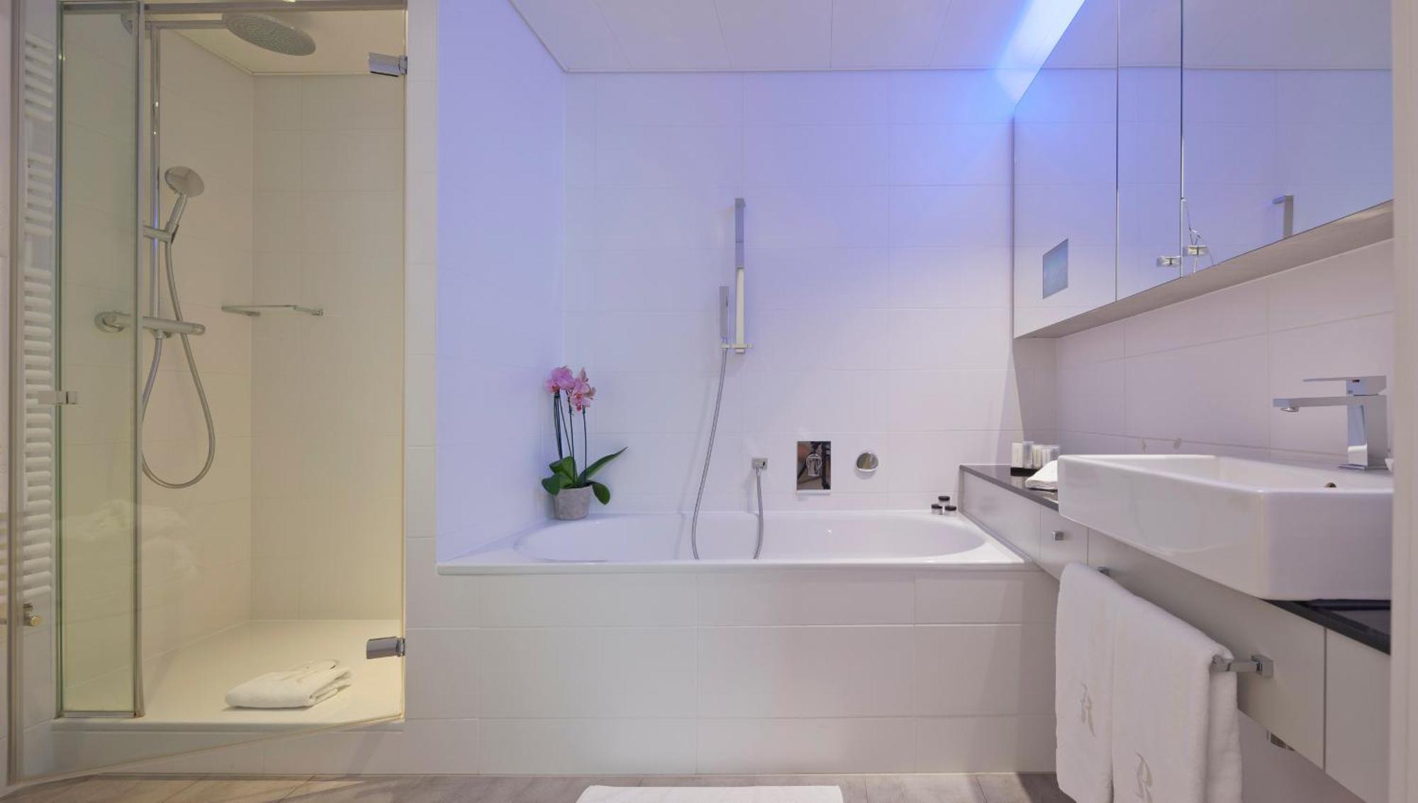 Two-Bedroom Apartment - Air-conditioned - 100 sqm