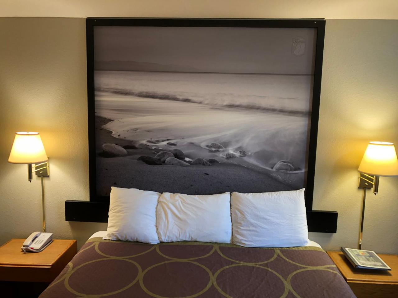 Queen Room - Non-Smoking,746537834:JPEG