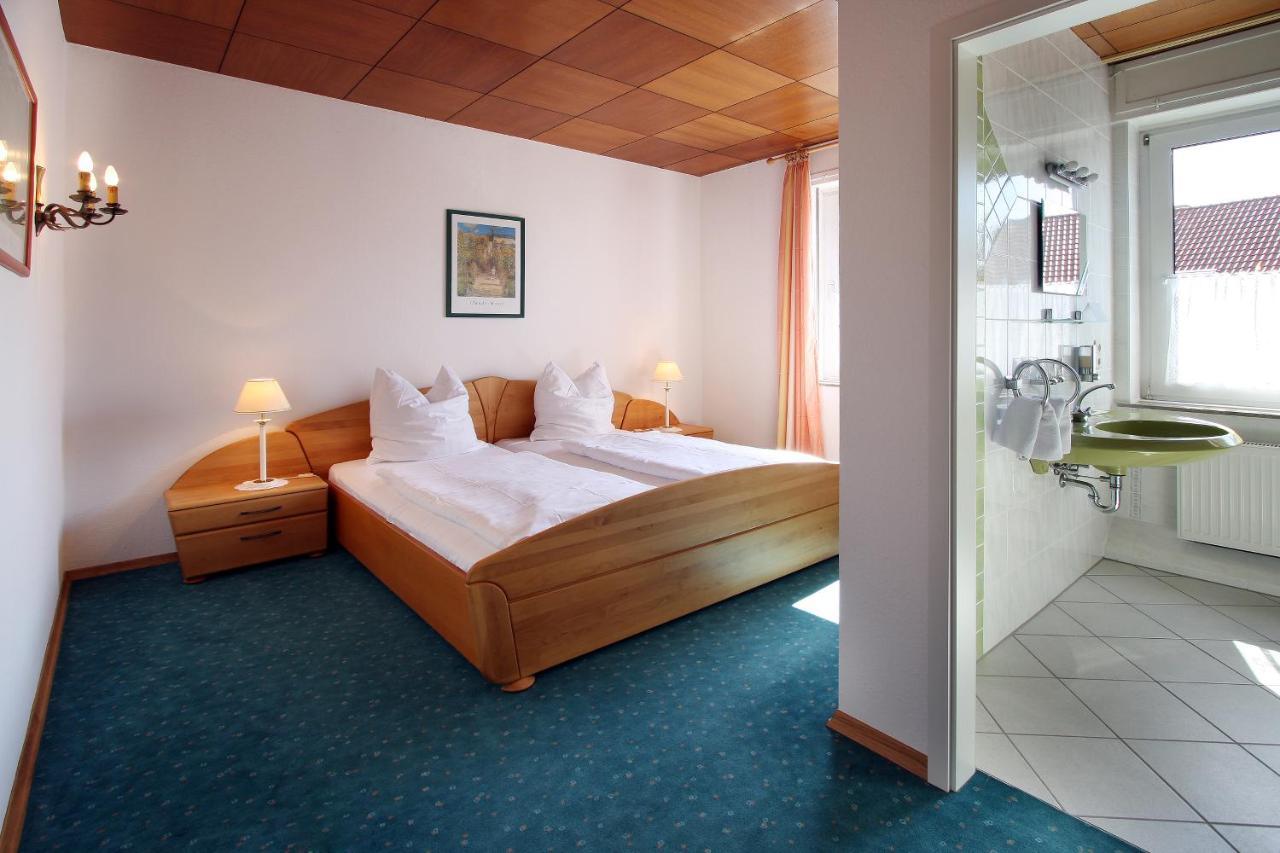 Doppelzimmer mit eigenem Bad