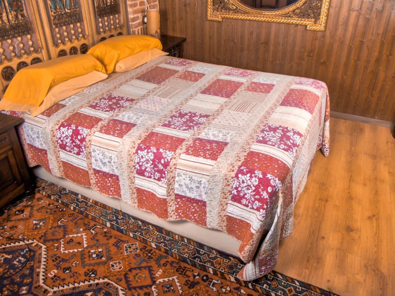 Suite de 1 dormitorio con vistas al jardín