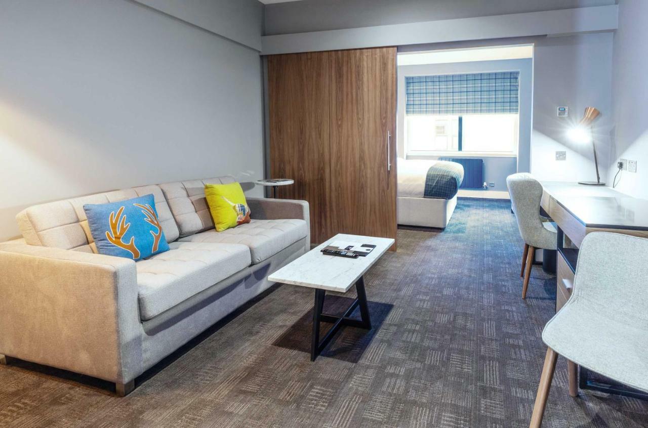 Deluxe Suite, 1 Bedroom, 1 King, Sofa Bed, Kitchenette,812375340:JPEG