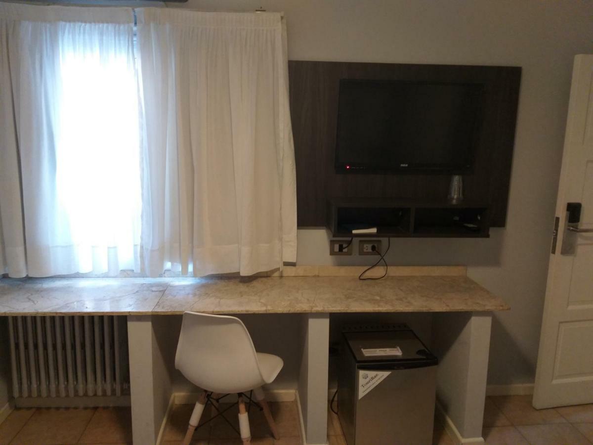 Economy Single Room,1039119451:JPEG