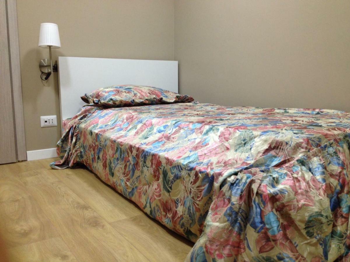 Single Room,891729421:JPEG