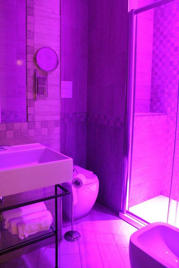 Triple Room with Balcony - Separate Building,896927749:JPEG