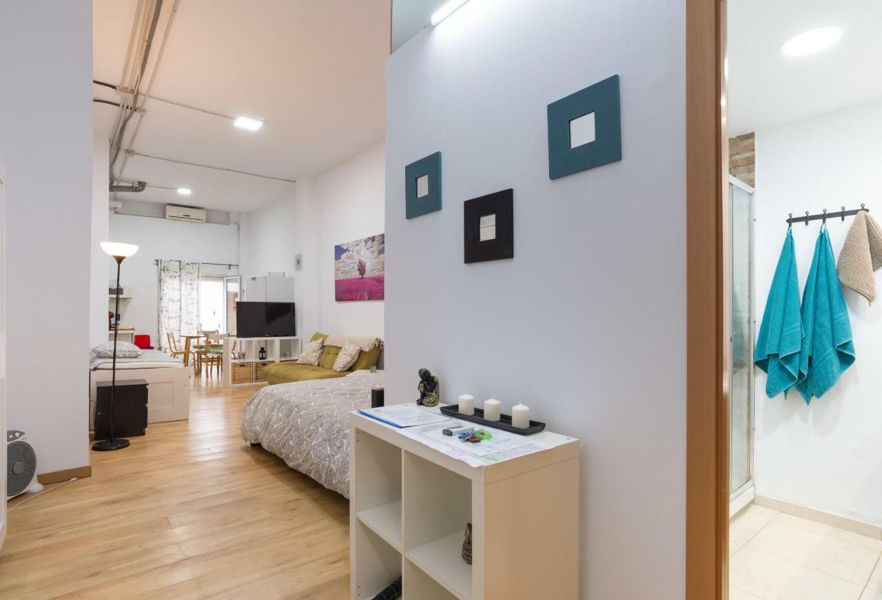 Studio Apartment,1060254499:JPEG