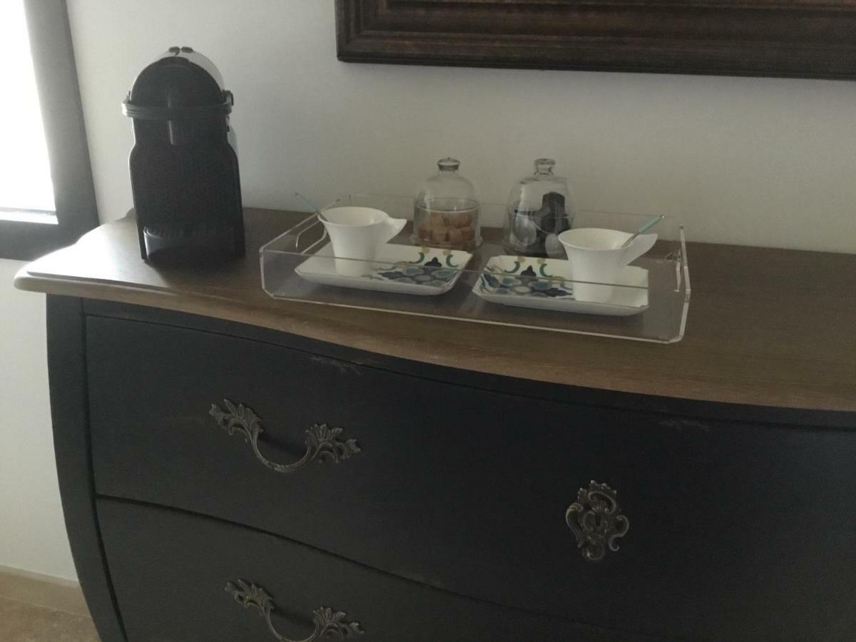 Deluxe Room,898640818:JPEG