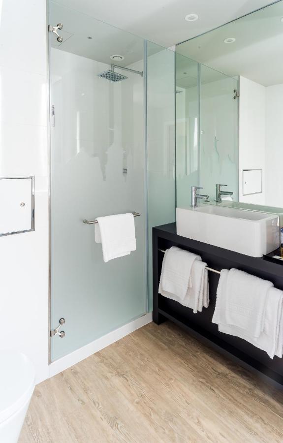 Standard Single Room,918289804:JPEG