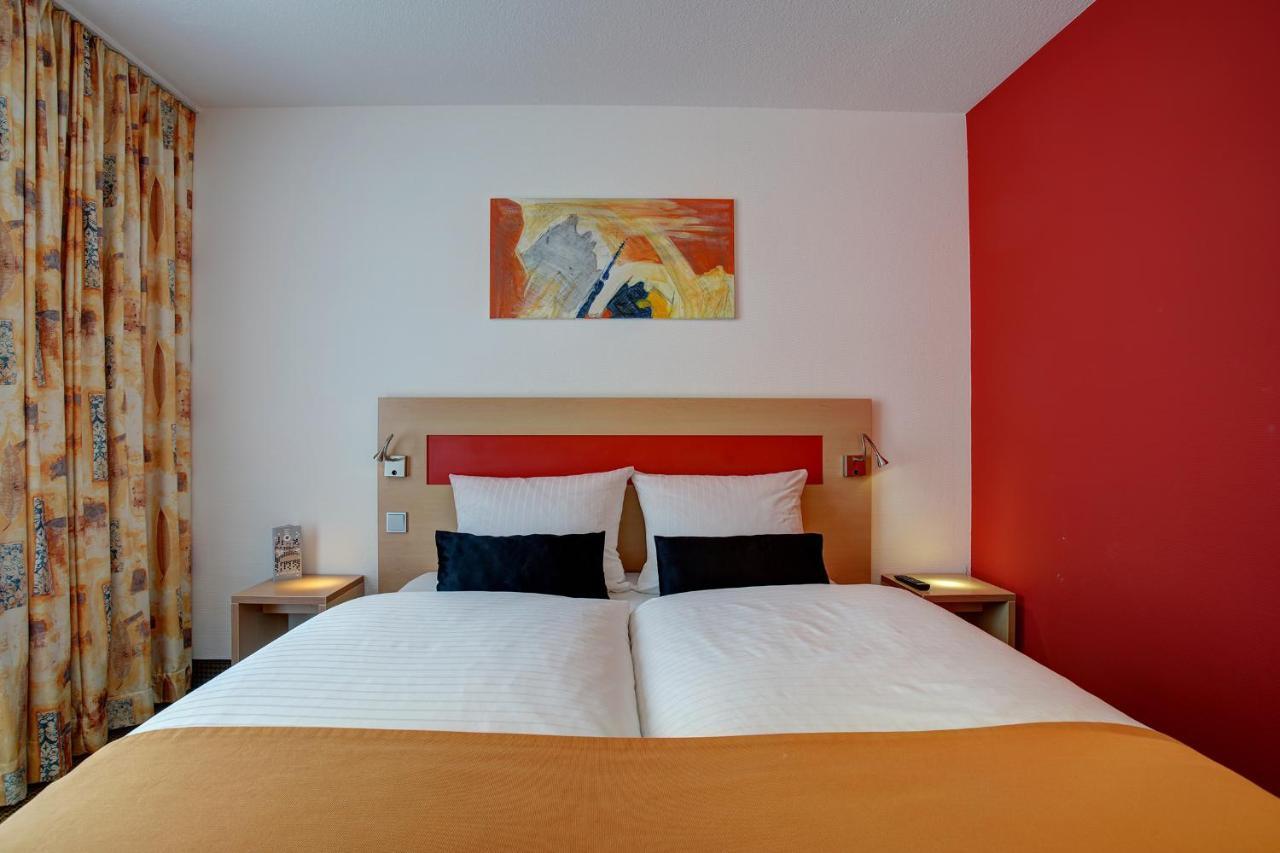 Standard Room, 1 Double Bed,1211668282:JPEG