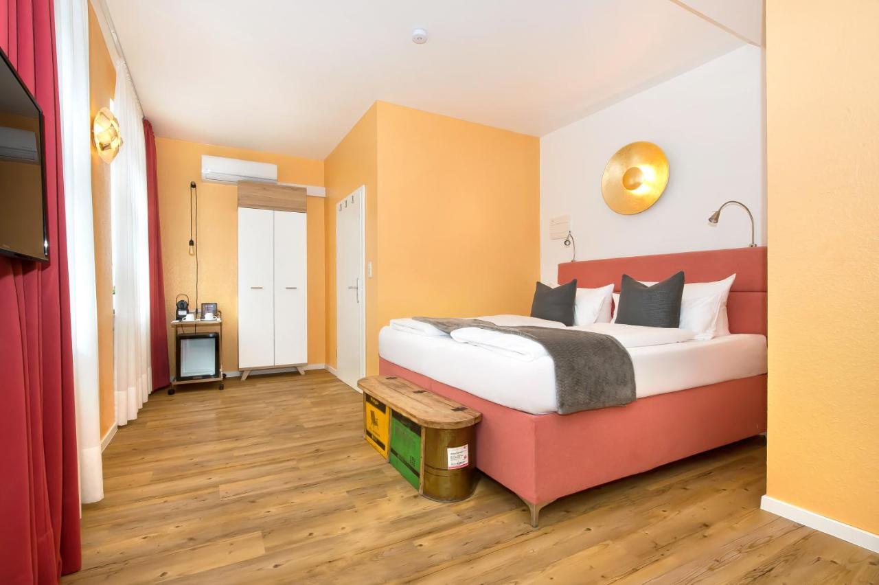 Standard Double Room,1040295613:JPEG