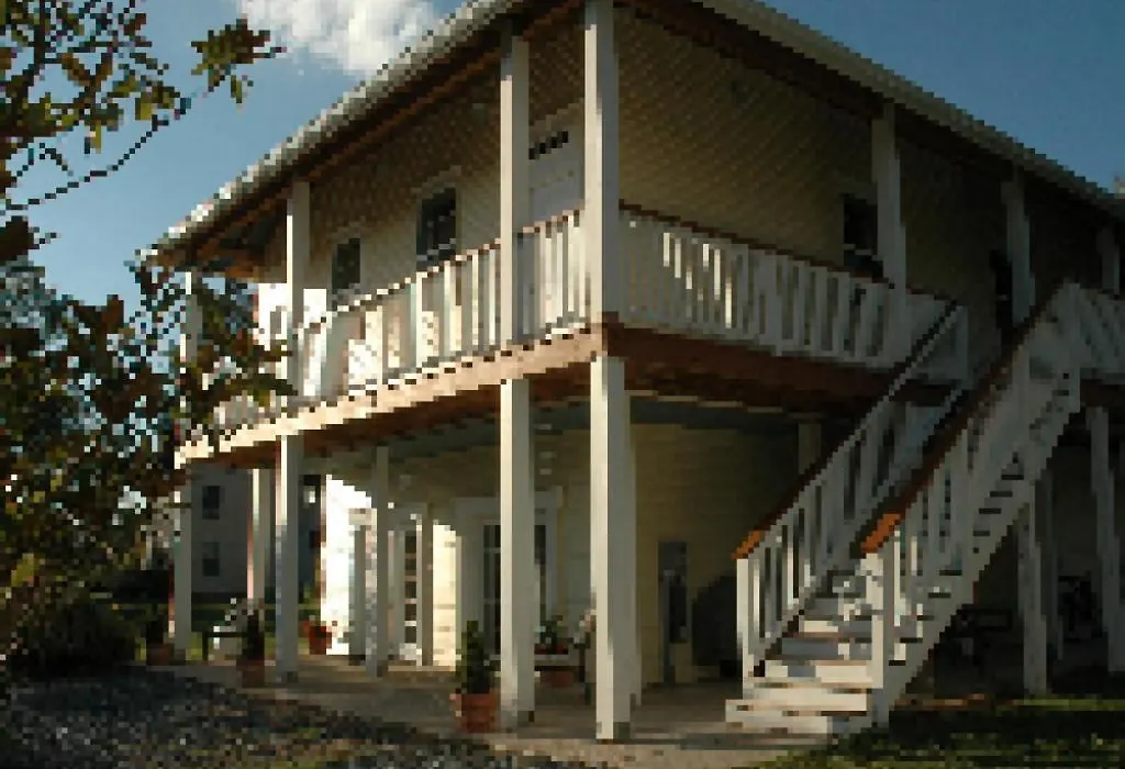 Haven Point Inn And Gallery-1