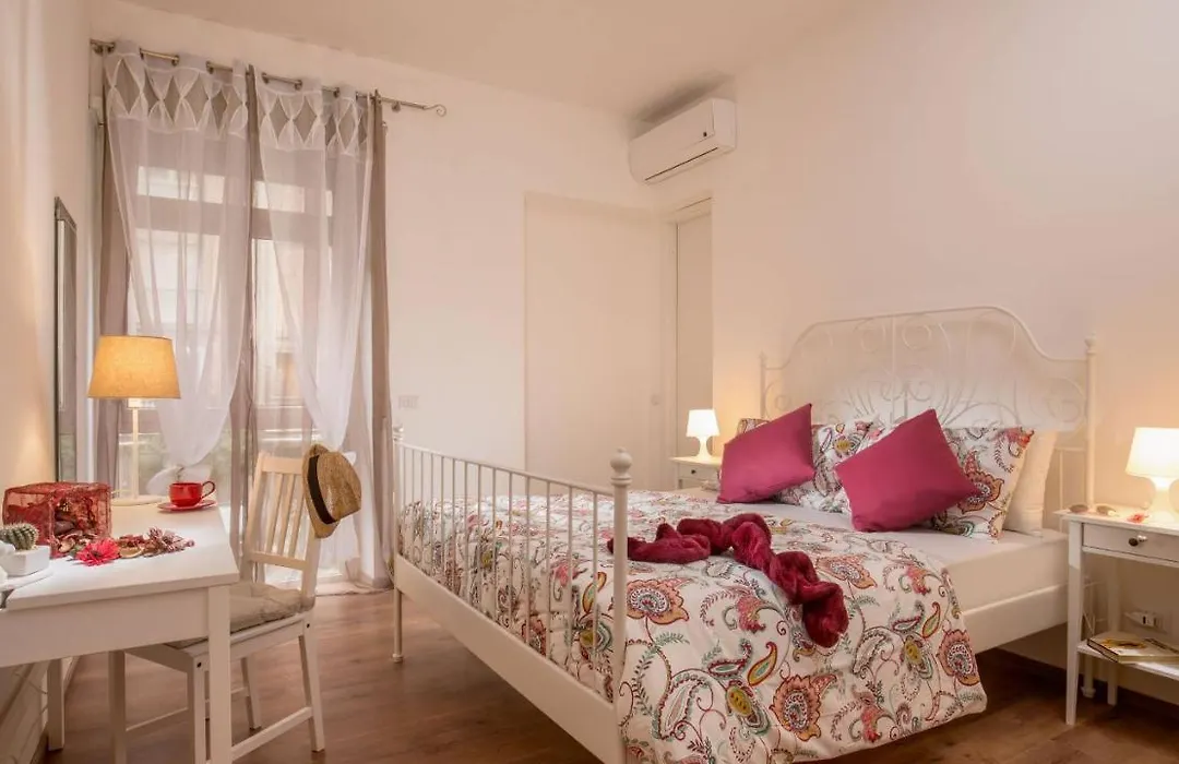 Sweet home Piramide ROOMS-1