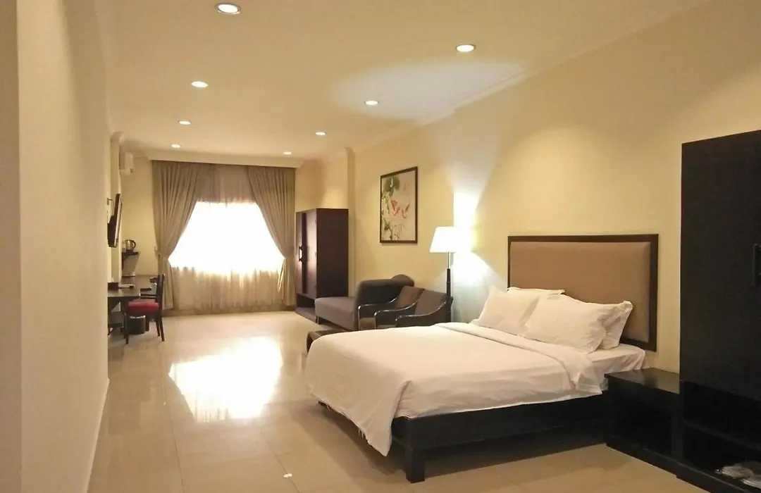 Almond Hotel Sothearos-1